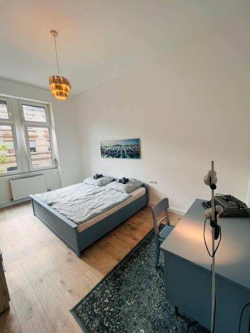 Kuenstlerisches Apartment Karlsruhe Exteriör bild